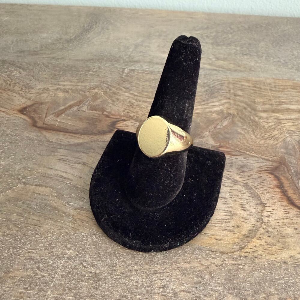 Gold tone geometric chunky ring - size 9.75